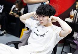 【一竞技(jì)】LOL：冒泡赛胜者组对决前瞻 IG和TES宿命对决！