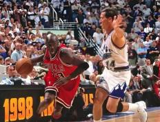 巅峰(fēng)对决！经典篮球战役盘点