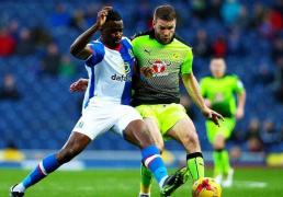 英冠榜首大战一(yī)触即发，攻防大战藏登頂(dǐng)密码