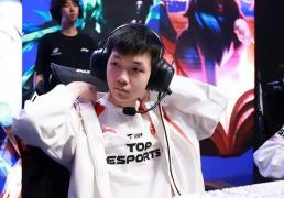 第三賽(sài)段总決(jué)賽(sài)：TES与BLG的终局之战，银龍(lóng)杯与一号种子(zi)的归属！