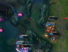 LOL总决賽(sài)精彩对决，这款游戏带你体验策略竞技魅力