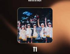 LOL新老交替，Chovy力(lì)压Faker拿年度选手，新王登基