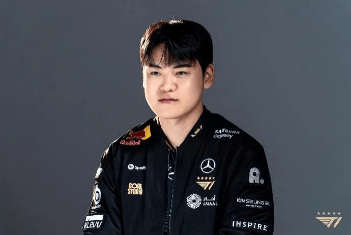 炸裂！小呂(lǚ)布离开T1，或加盟Hle联手宙斯组银河战舰