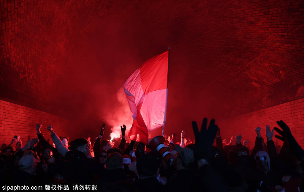 天秀(xiù)操作!阿森纳官方视角:道(dào)曼穿裆接马赛回旋,最(zuì)后挑射破门