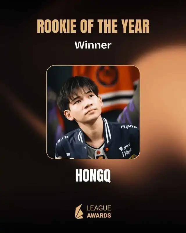 LOL新老交替，Chovy力(lì)压Faker拿年度选手，新王登基