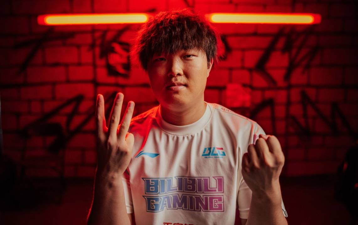 新赛季给bin哥玩爽了?直呼这是LOL最好的版本,对我是大加强