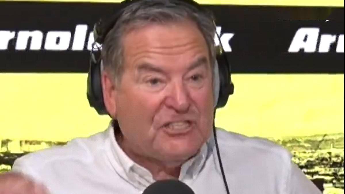 斯特林警告，英超(chāo)工资帽或逼走顶级球员