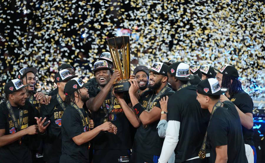 湖人(rén)媒体回击季中赛冠军质疑，粉丝反驳詹姆斯“毫不在乎”言论引热議(yì)